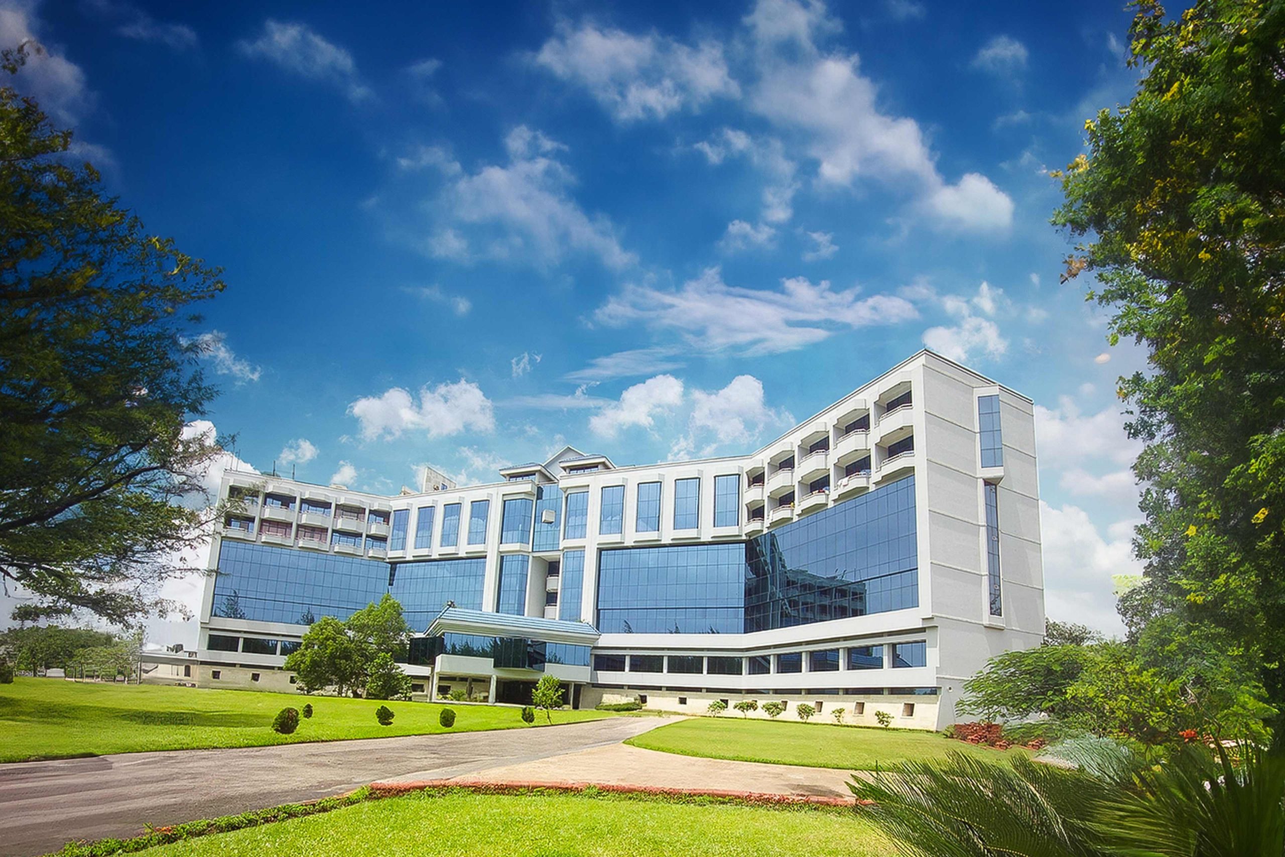 front buidling seagull_newexpand